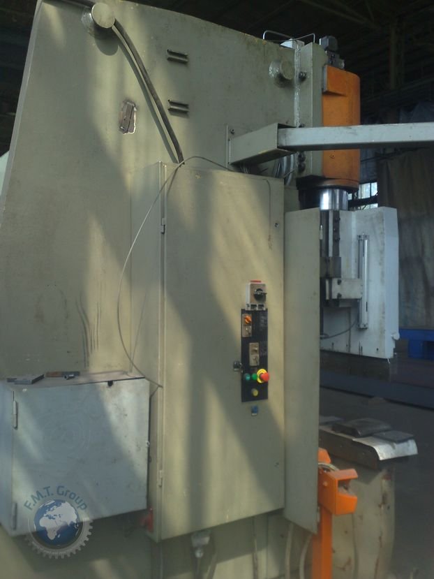 SAFAN SC 300/5000 CNC