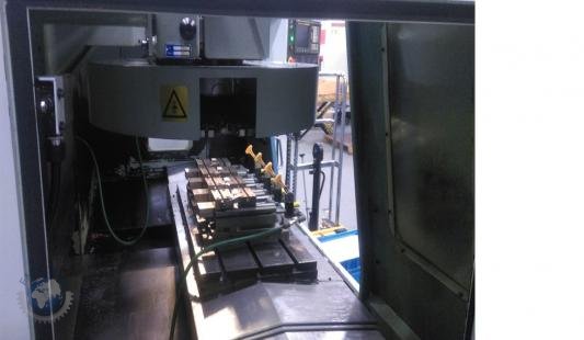 SCHAUBLIN 100 CNC – Vertikální obráběcí centrum (2002)