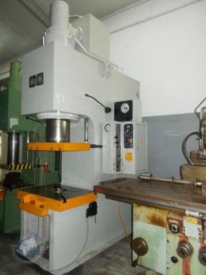 Zeulendora PYE 160 S1M
