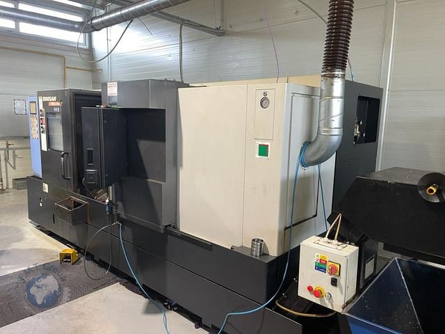 DOOSAN PUMA  3100