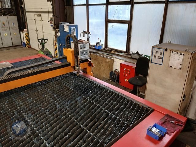 Komatsu FINE PLASMACUTTER