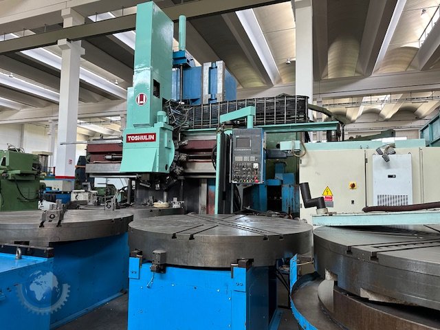 TOS Hulín SKQ 20 CNC palet.