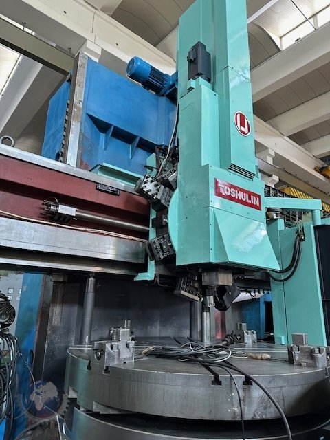 TOS Hulín SKQ 20 CNC palet.