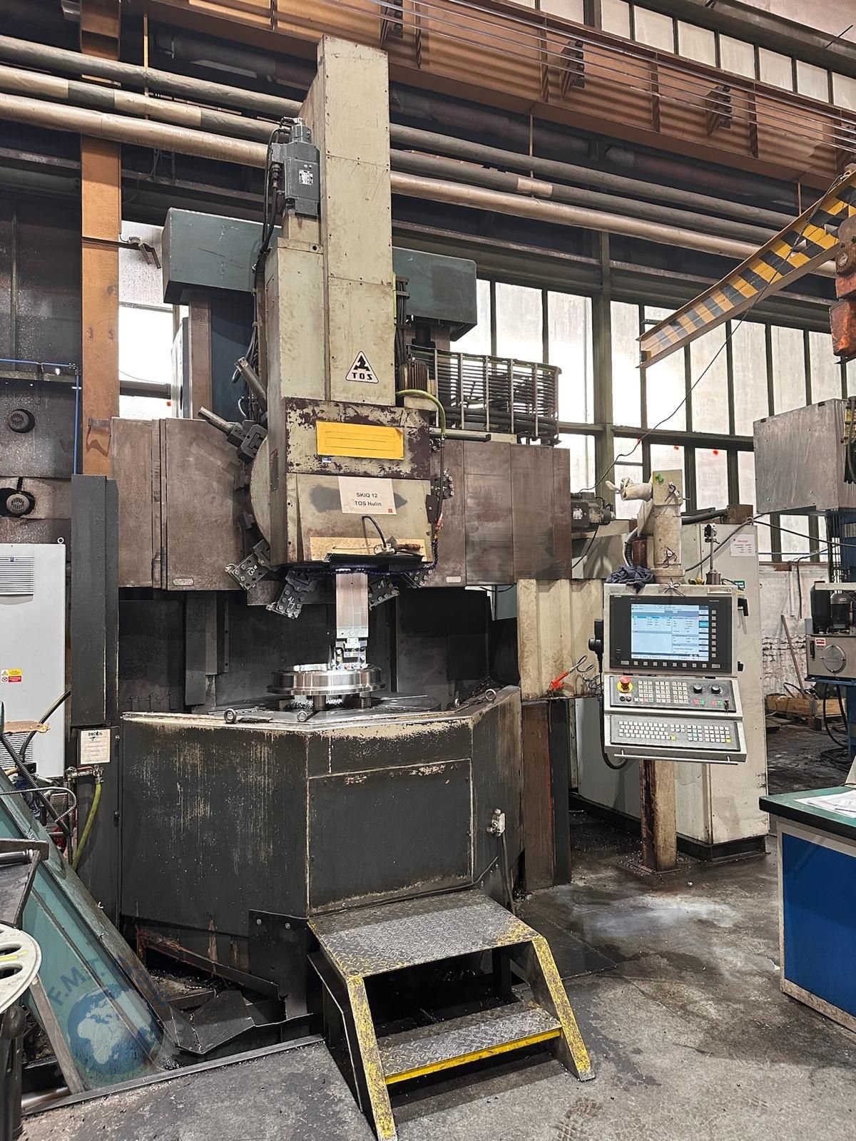 TOS Hulín SKIQ 12 CNC