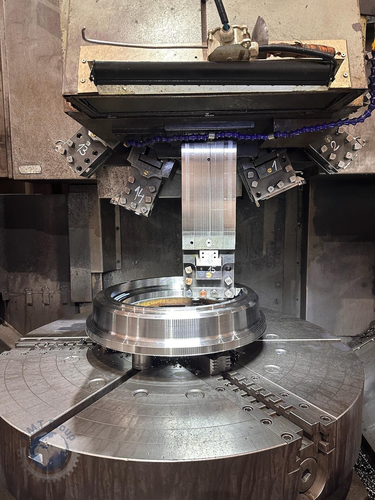 TOS Hulín SKIQ 12 CNC